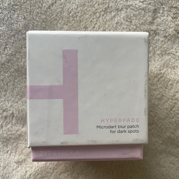 Zitsticka Hyperfade Microdart Blur Patch for dark spots - Picture 2 of 6